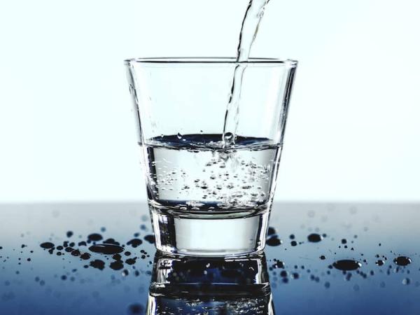 El Agua, Características y Propiedades